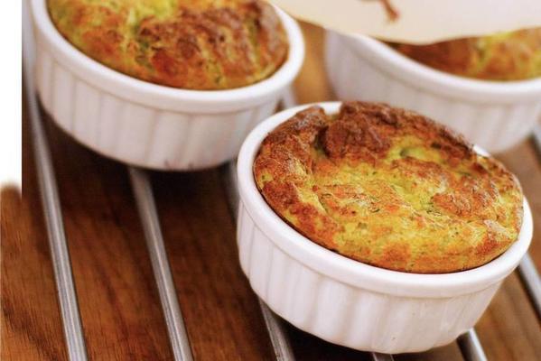 garden pea souffle step-by-step