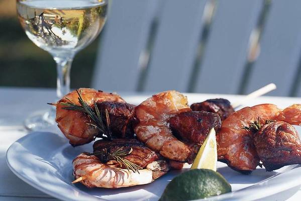 giant shrimp-steak skewers with lime