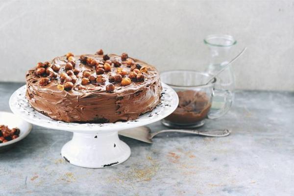chocolate cake with caramelized hazelnuts