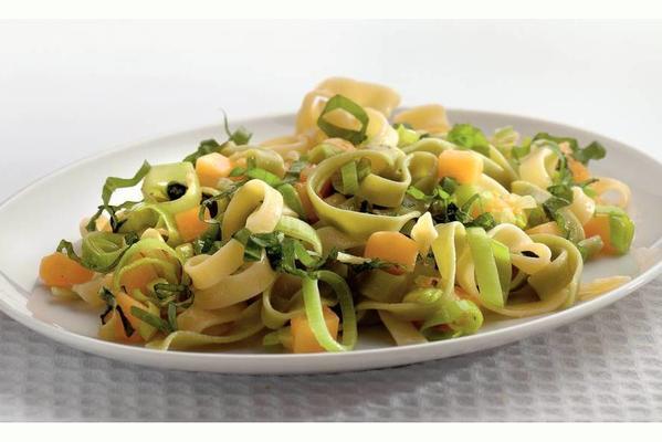 ribbon pasta with leek and old cheese