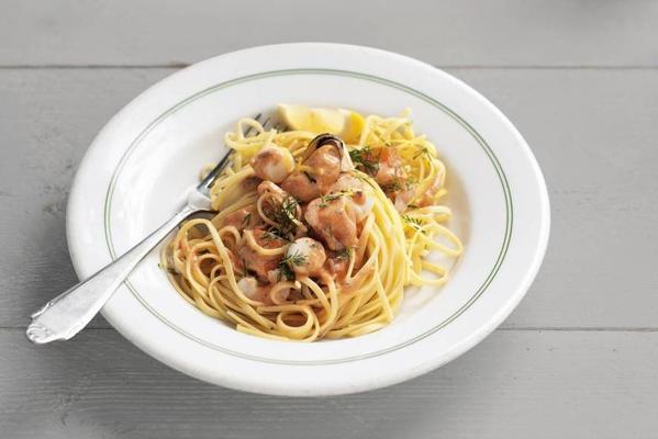 linguine with seafood