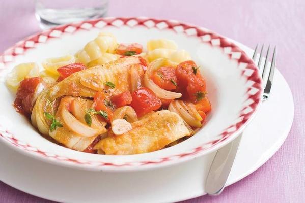 fish stew with tomatoes and peppers