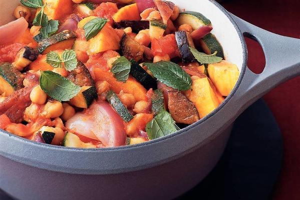 Moroccan vegetable stew with chickpeas