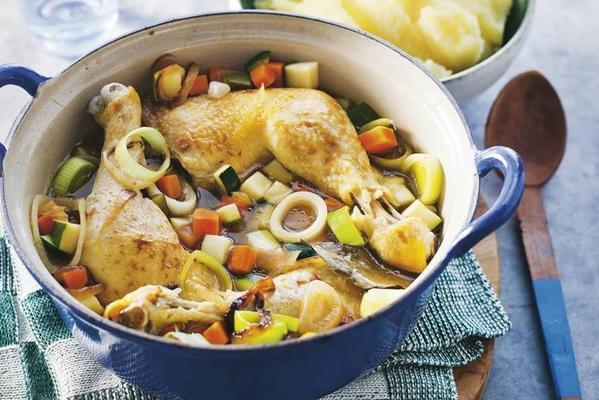 pot-au-feu of chicken with mashed potatoes