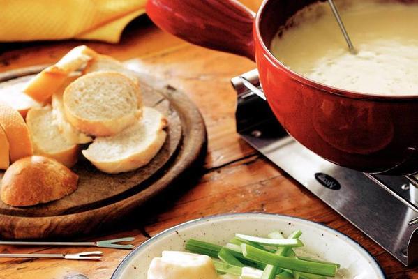 cheese fondue with beer