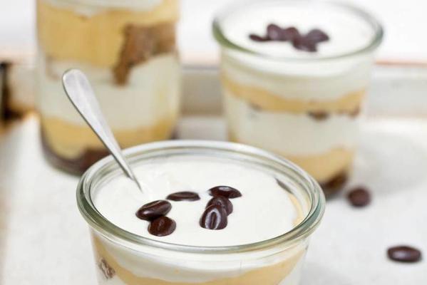 mini irish coffee trifles