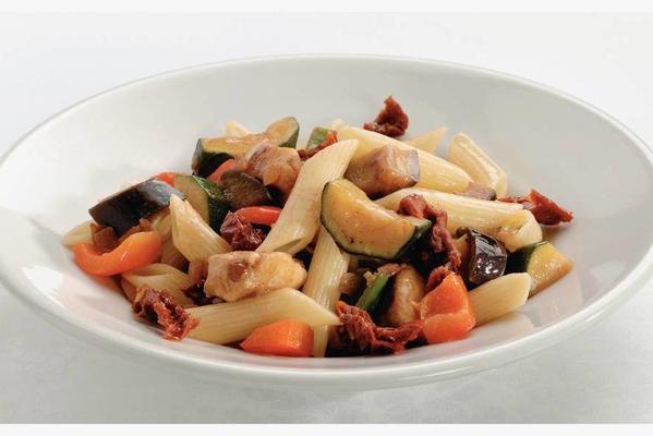 pasta with chicken and sundried tomato