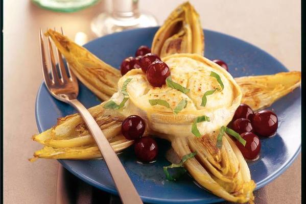fried chicory with goat's cheese and grapes