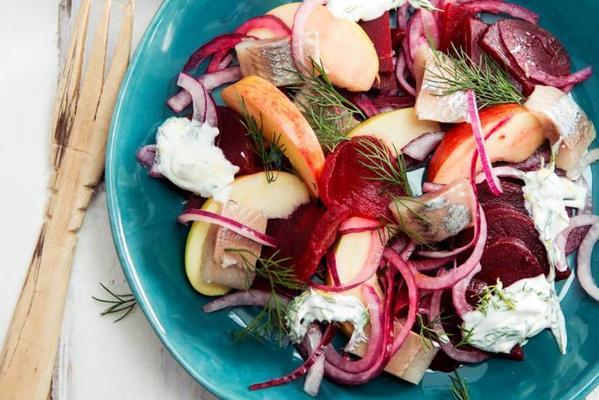 herring beetroot salad