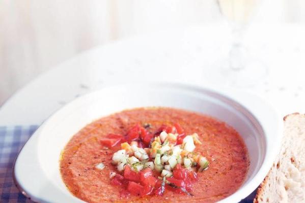 summer soup: gazpacho