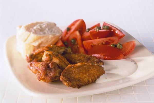 fast chicken puffs with tomato salad