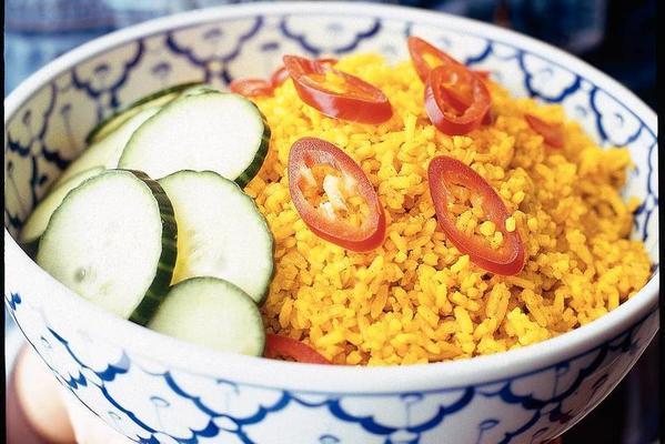 nasi koening (yellow rice)