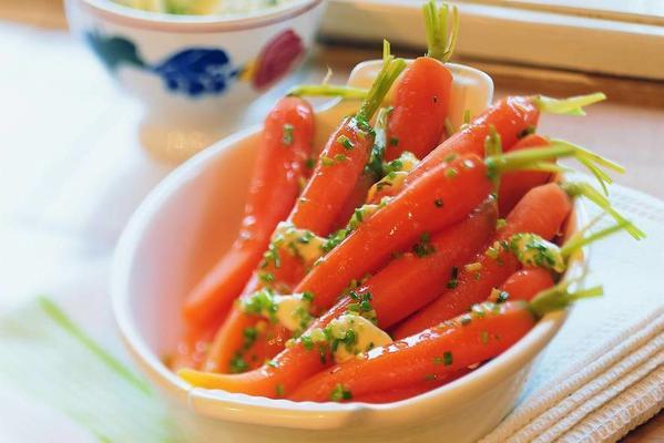 carrots with chive butter