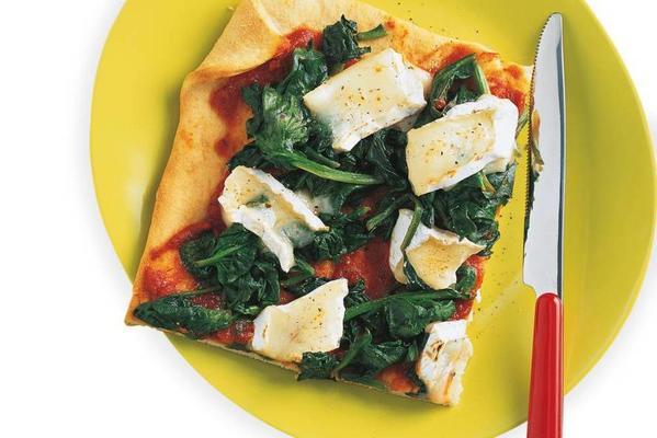 plate pizza with spinach and brie
