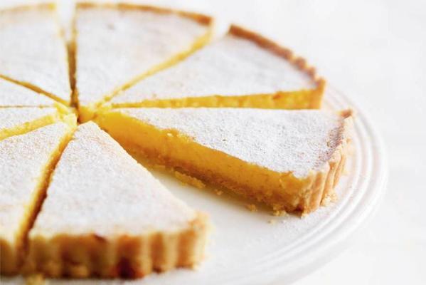 the whole of the Netherlands: lemon pie