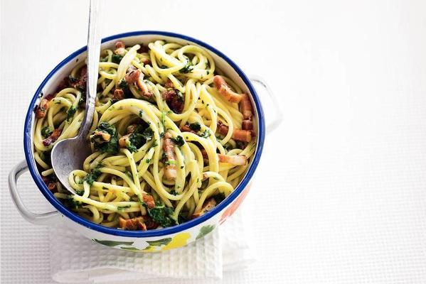 spaghetti with spinach and bacon
