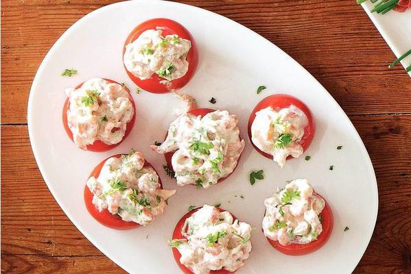 stuffed tomatoes with shrimps