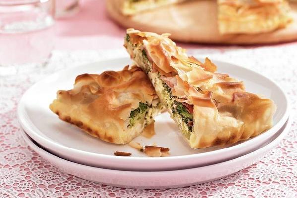 filo pastry with broccoli and serrano ham