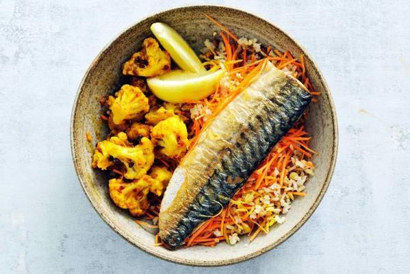 lentils and rice with curry cauliflower and fried mackerel