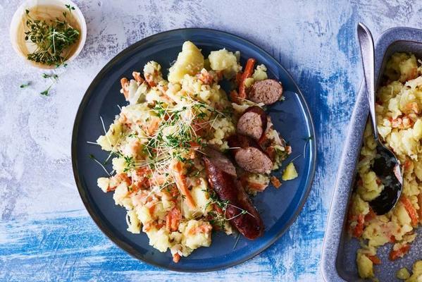 oven stew with caraway seed and bratwurst