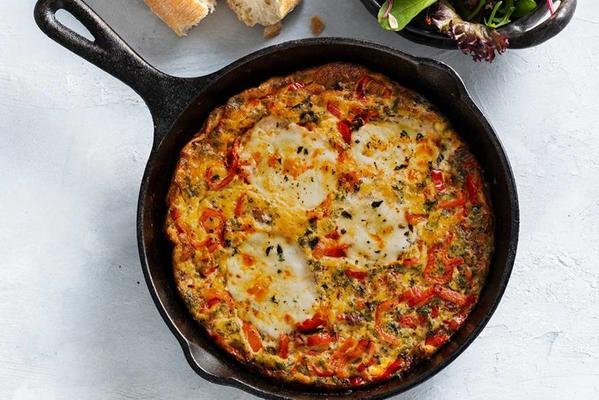 Italian frittata with peppers, sundried tomatoes and mozzarella