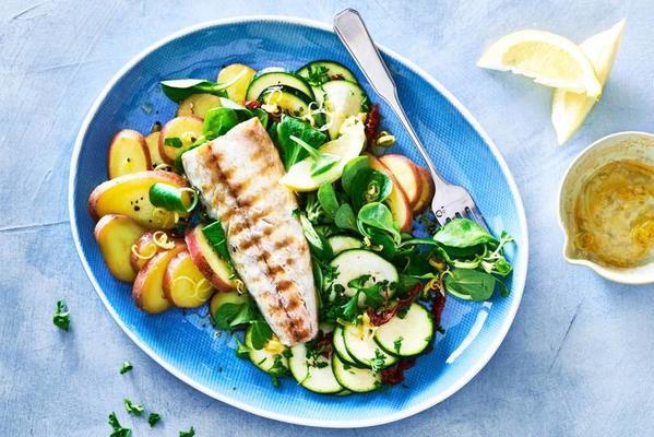 mackerel with potato salad and zucchini