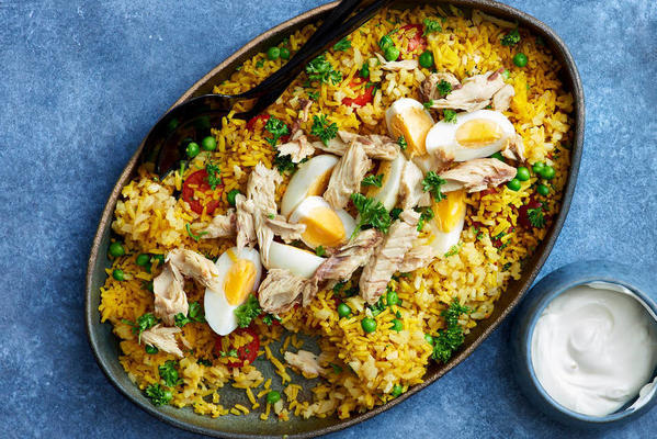 rice dish with cauliflower rice, mackerel and a boiled egg