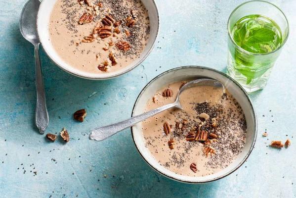 peanut butter smoothie bowl