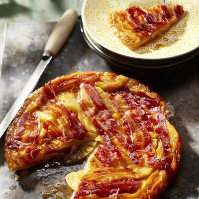 'upside down' pineapple pie with bacon