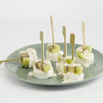 kiwi scouts with goat's cheese