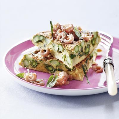 asparagus omelette with dutch shrimps and mint