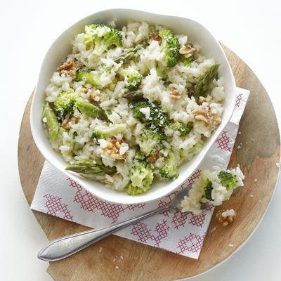 asparagus-broccoli risotto with nuts