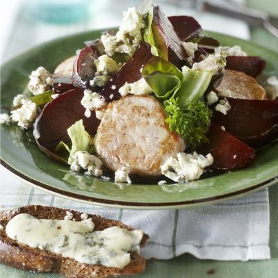warm salad of pork tenderloin, beetroot and blue cheese