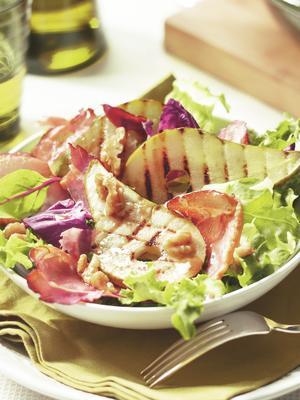 salad with grilled pear and crispy parma ham
