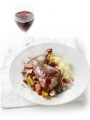 coq-au-vin with mushrooms and prunes