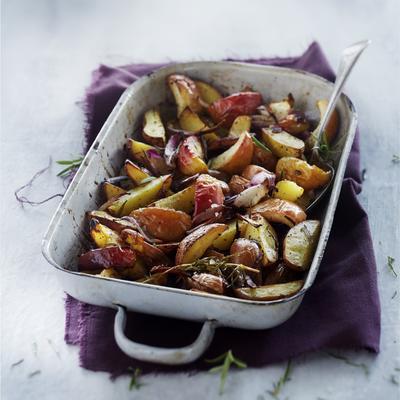 roasted potato and apple with rosemary and cinnamon