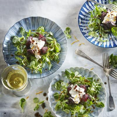 lukewarm beetroot salad with ricotta