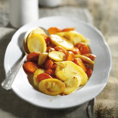 stir-fried winter carrot and parsnip with ginger