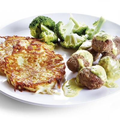 potato cakes with meatballs and broccoli