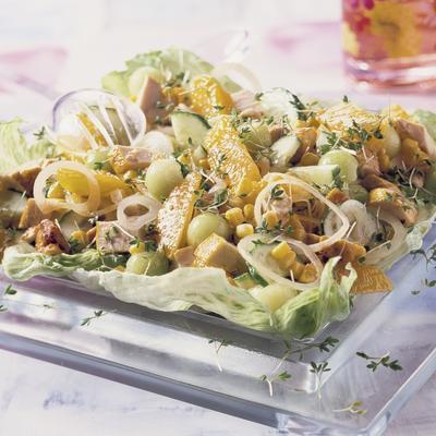 summer meal salad with chicken and melon