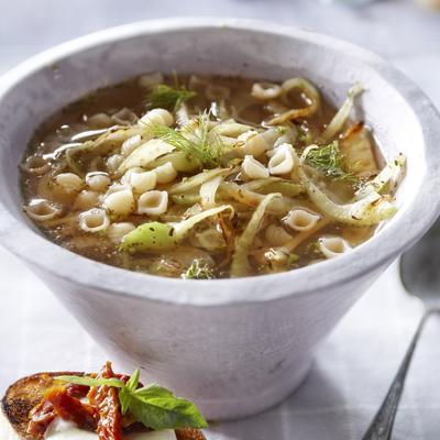 fennel soup with mozzarellacrostini