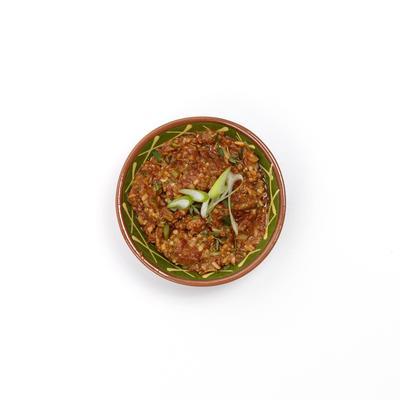 tomato tapenade with spring onion