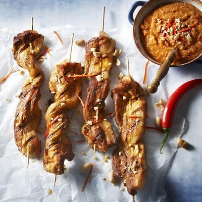 bacon skewers with spicy peanut sauce