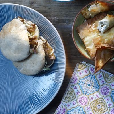 pita bread with shawarma and coleslaw