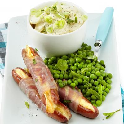 grilled frankfurter sausages with bacon and cheese