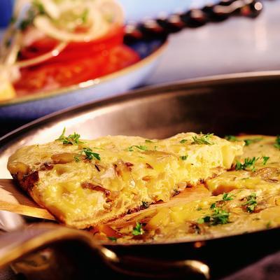 omelette with onions and cheese