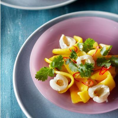 mango salad with ginger, coriander and red pepper