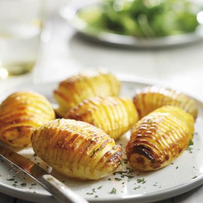 hasselback potatoes with warm spices