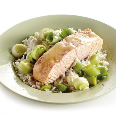 poached salmon with rice and leek