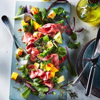 fruity roast beef salad with lime dressing